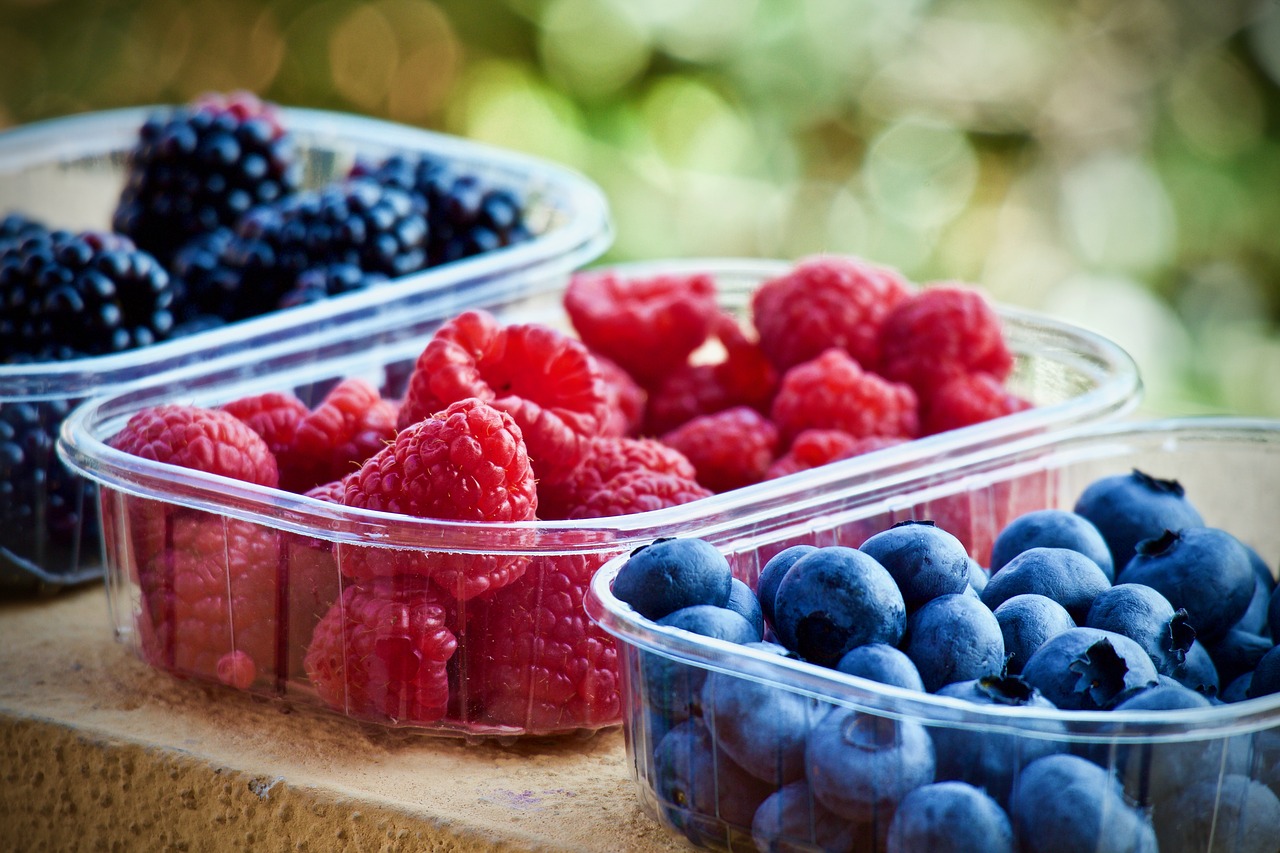 soft-fruits-3504149_1280